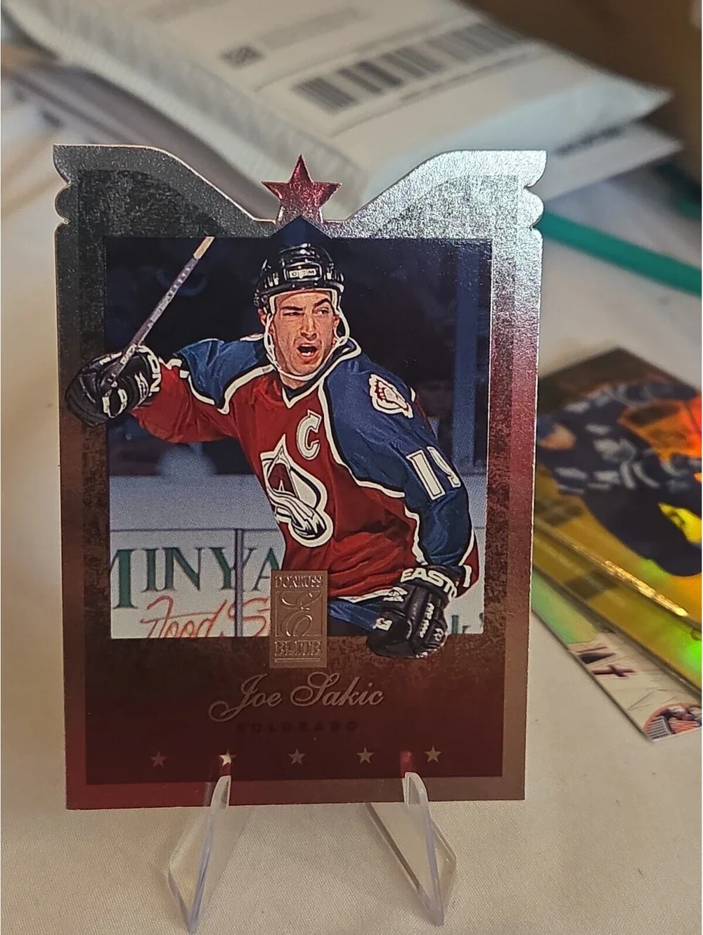 1995-96 Donruss Elite JOE SAKIC Colorado Avalanche Die-Cut #16